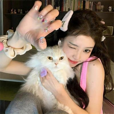 同房两家亲 在线观看封面